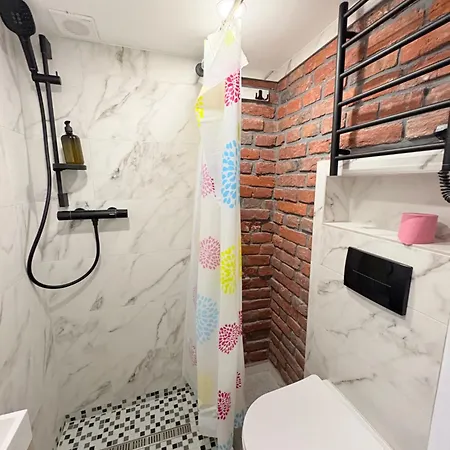 Apartment затишна в центрі *